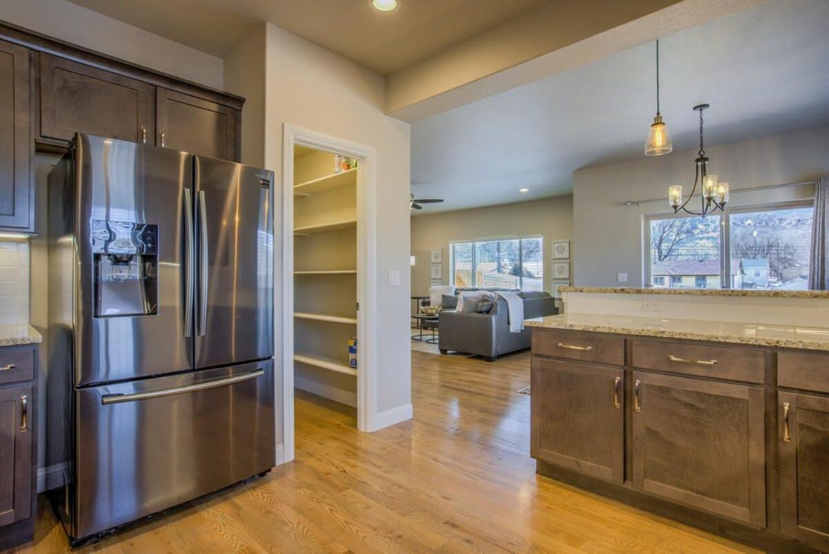 4Bd Westside Vacation Home W Space & Flexibility 科罗拉多斯普林斯 外观 照片